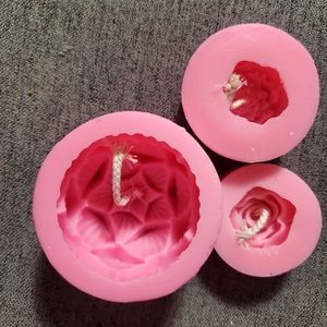 3 FLOWER CANDKE MOLDS